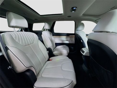 Used 2025 Hyundai Palisade Limited image 29