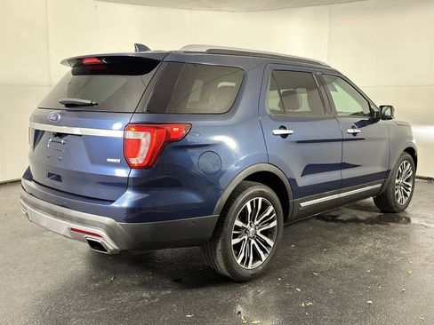 Used 2016 Ford Explorer Platinum image 11