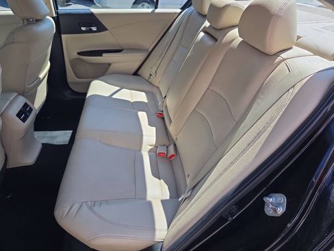 Used 2015 Honda Accord EX-L image 11