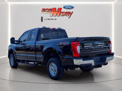 Used 2022 Ford F250 XL w/ Power Equipment Group AWD/4WD image 7