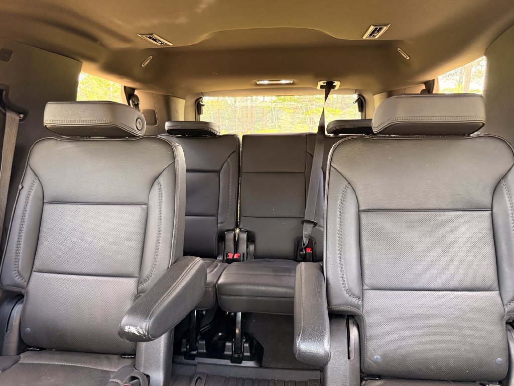 Used 2023 GMC Yukon Denali w/ LPO, Floor Liner Package AWD/4WD image 27