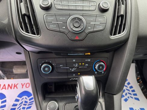 Used 2016 Ford Focus SE image 16
