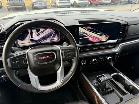 Used 2023 GMC Sierra 1500 SLT w/ SLT Premium Package image 21