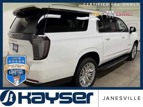 Certified 2025 Chevrolet Suburban LT w/ Comfort Package image 17