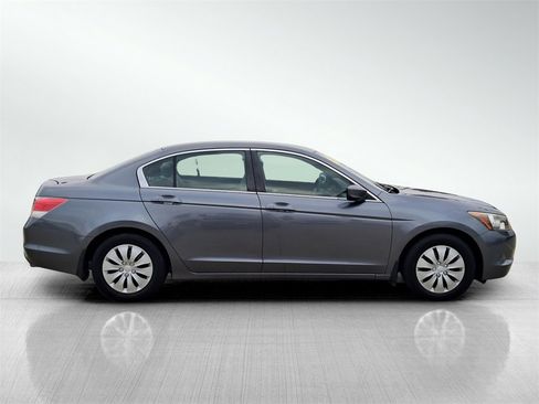 Used 2009 Honda Accord LX image 4