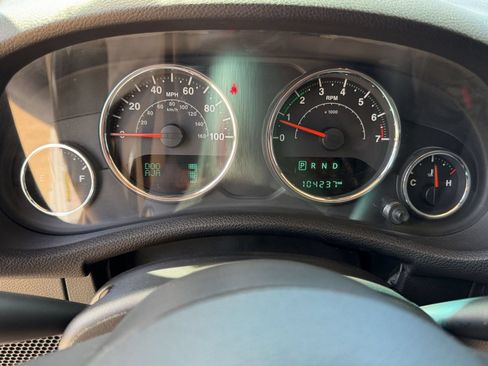 Used 2017 Jeep Wrangler Unlimited Sport w/ Connectivity Group AWD/4WD image 26