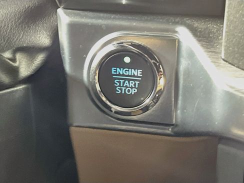 Used 2022 Ford F150 Lariat RWD image 23