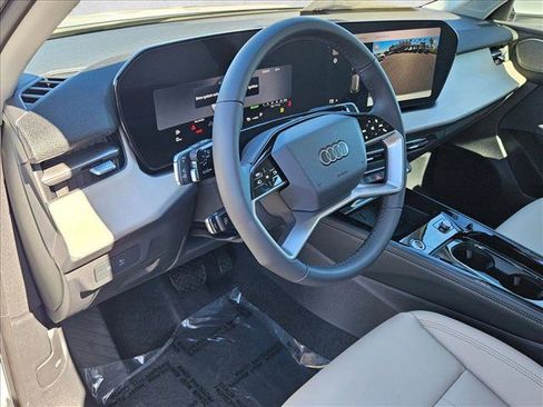 New 2026 Audi Q3 quattro 2.0T AWD/4WD image 3