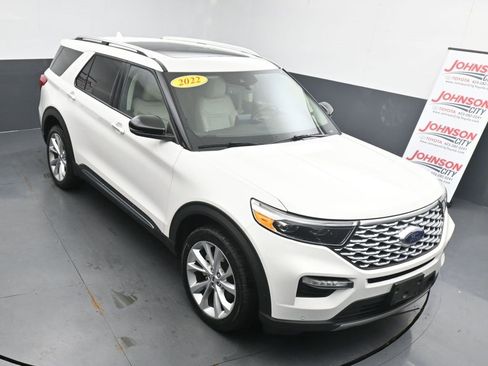 Used 2022 Ford Explorer Platinum w/ Equipment Group 601A image 24