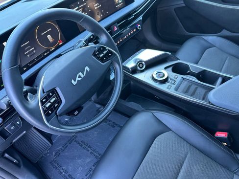 Used 2024 Kia EV6 Light image 10