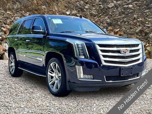 Used 2018 Cadillac Escalade Luxury AWD/4WD image 9