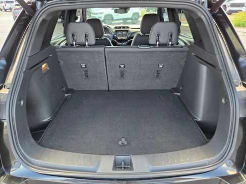 Used 2023 Chevrolet TrailBlazer RS w/ Sun and Liftgate Package FWD image 14
