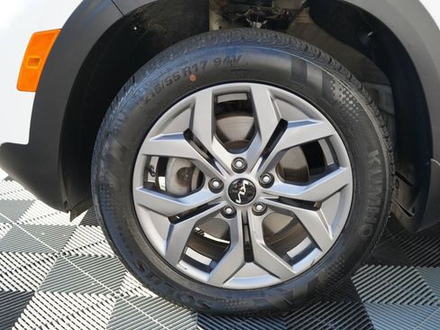 Used 2024 Kia Seltos LX AWD/4WD image 45