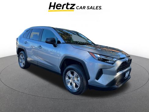 Used 2025 Toyota RAV4 LE image 1