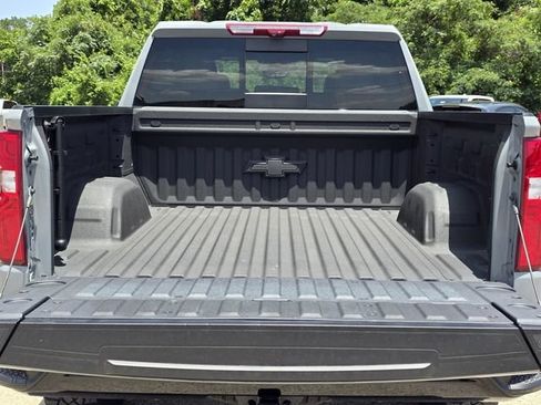 Used 2025 Chevrolet Silverado 1500 ZR2 w/ Technology Package AWD/4WD image 12