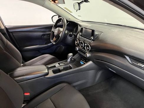 Used 2024 Nissan Sentra S FWD image 11