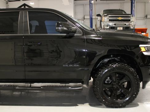 Used 2024 RAM 1500 Laramie AWD/4WD image 21
