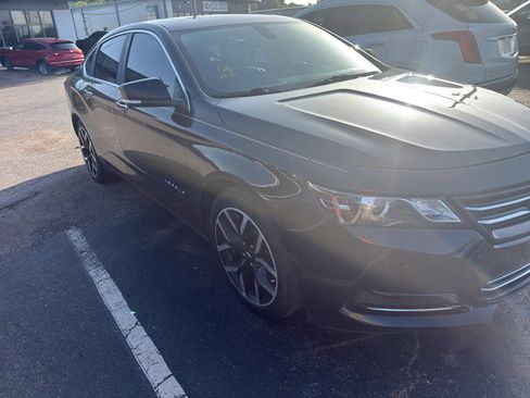 Used 2018 Chevrolet Impala Premier FWD image 1