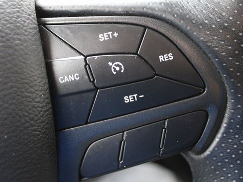 Used 2018 Dodge Durango GT w/ Premium Group image 35