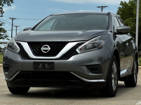 Used 2018 Nissan Murano S AWD/4WD image 12