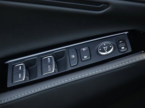 Used 2025 Honda Accord Touring image 17