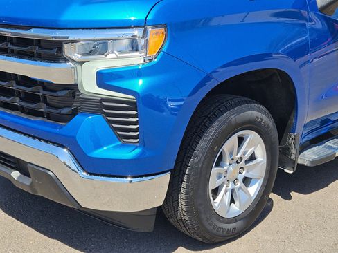 Used 2024 Chevrolet Silverado 1500 LT RWD image 11
