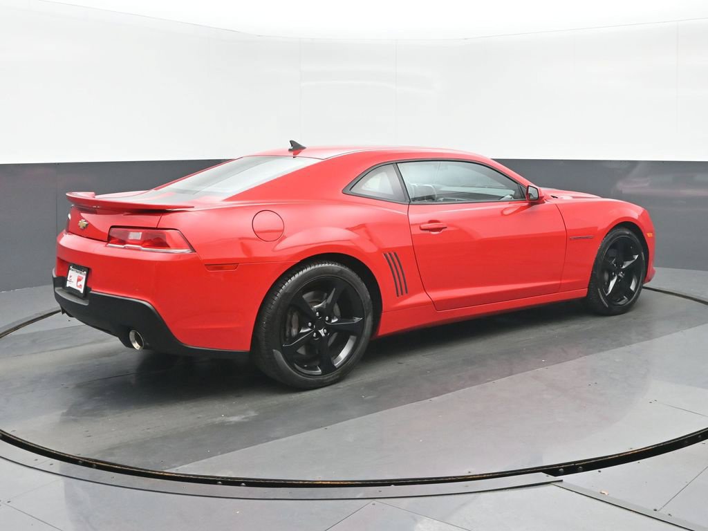 Used 2015 Chevrolet Camaro SS w/ Black Rally Stripe Package RWD image 3