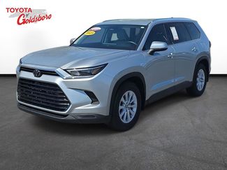 Used 2025 Toyota Grand Highlander AWD video 1