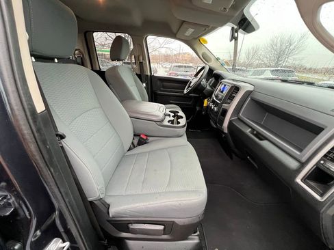 Used 2015 RAM 1500 Express image 25
