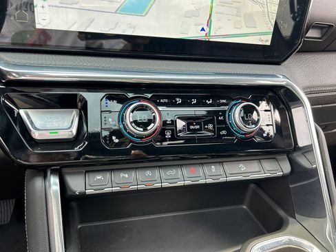 Certified 2026 GMC Sierra 1500 Denali AWD/4WD image 32