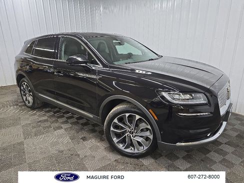 Used 2023 Lincoln Nautilus Reserve w/ Equipment Group 201A AWD/4WD image 9