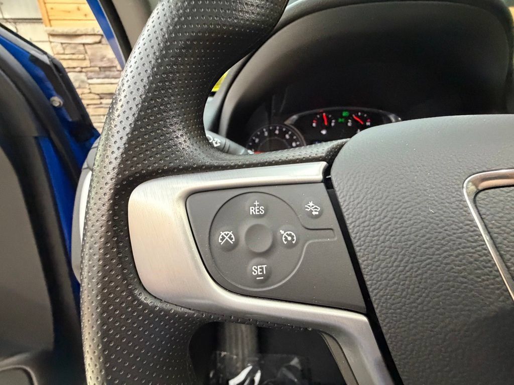 Used 2024 GMC Terrain SLE w/ Driver Convenience Package AWD/4WD image 43