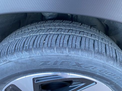 Certified 2025 Subaru Crosstrek 2.5i Limited w/ Popular Package #3A image 9