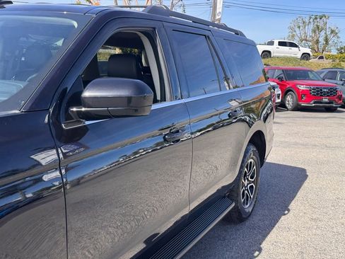 Certified 2024 Ford Expedition Max XLT image 9