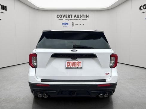 Used 2020 Ford Explorer ST w/ ST Street Pack image 4