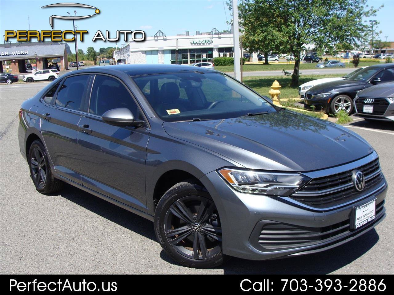 Used 2022 Volkswagen Jetta SE FWD image 1