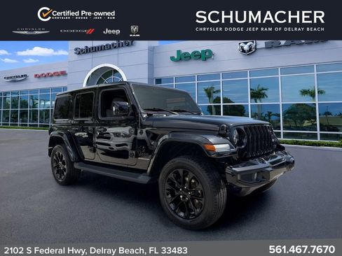 Used 2023 Jeep Wrangler Unlimited Sahara AWD/4WD image 1