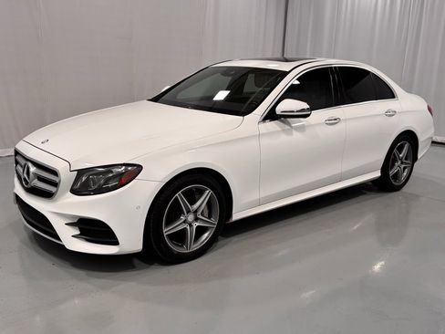 Used 2017 Mercedes-Benz E 300 4MATIC image 1