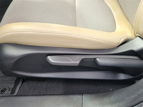 Used 2019 Honda Clarity Base image 16