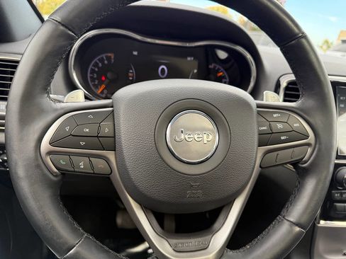 Used 2019 Jeep Grand Cherokee Limited X image 12