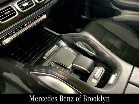 Used 2024 Mercedes-Benz GLS 450 4MATIC image 20