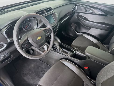 Used 2022 Chevrolet TrailBlazer LT image 11