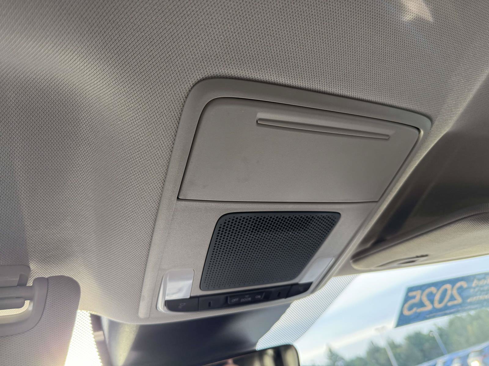 Certified 2025 Honda Pilot EX-L image 25