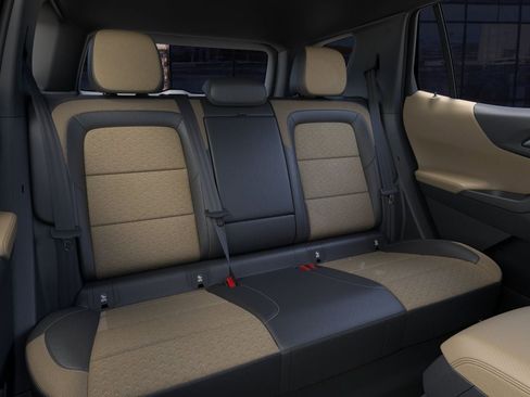New 2026 Chevrolet Equinox ACTIV w/ Safety and Technology Package FWD image 17