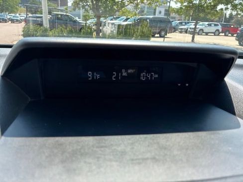 Used 2020 Subaru Forester w/ Alloy Wheel Package AWD/4WD image 18