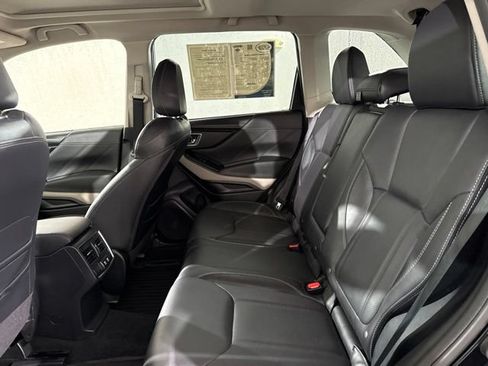 Used 2023 Subaru Forester Limited AWD/4WD image 17