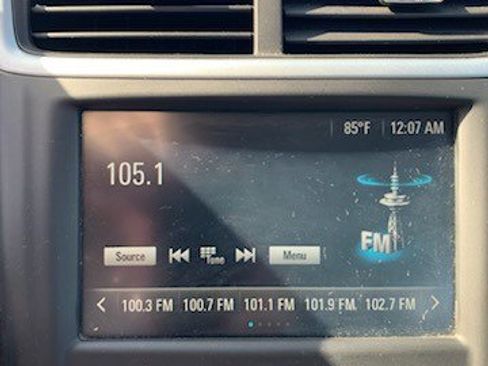 Used 2017 Chevrolet Sonic LT image 9