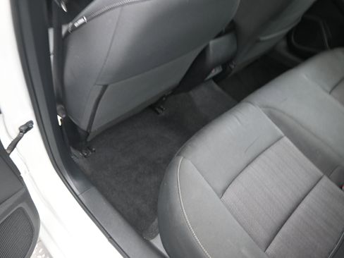 Used 2023 Nissan Altima 2.5 SV w/ SV Premium Package image 16