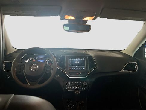 Used 2022 Jeep Cherokee Trailhawk w/ Premium Leather Package image 21