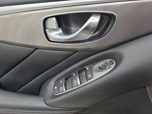Used 2015 INFINITI Q50 AWD w/ Moonroof Package image 28